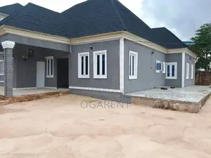 2bdrm Apartment in Benin City for rent