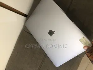 Laptop Apple MacBook Pro 2019 16GB Intel Core I7 SSD 512GB