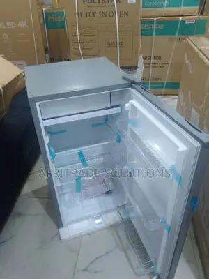 Aeon Ars100g – Sleek Silver 90 L Counter Fridge
