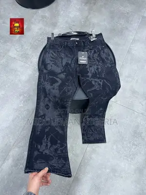 New Release Men Classic Baggy Jeans