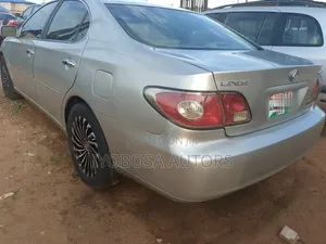 Lexus ES 2002 Gray