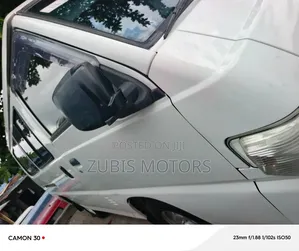 Mitsubishi Delica 2013 White