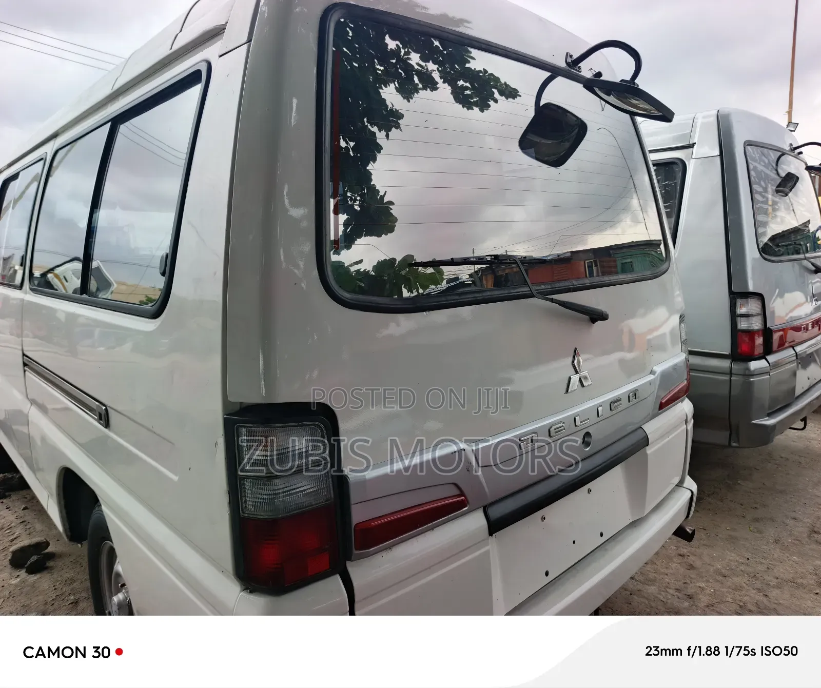 Mitsubishi Delica 2013 White