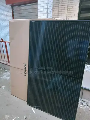 Jinko 550watts All Black Panel