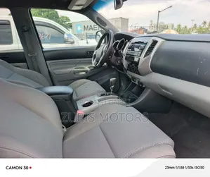 Toyota Tacoma 2012 Black