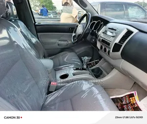 Toyota Tacoma 2008 White