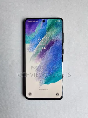 Photo - Samsung Galaxy S21 FE 5G 128 GB Black