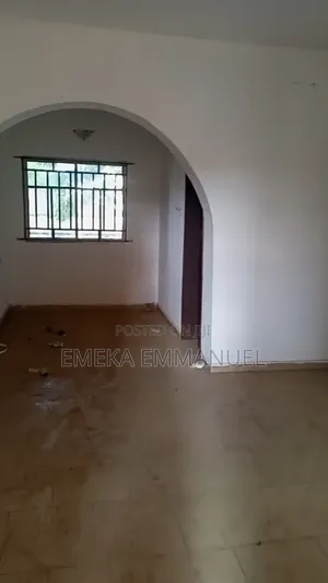3bdrm Apartment in Amaeyi, Awka for rent