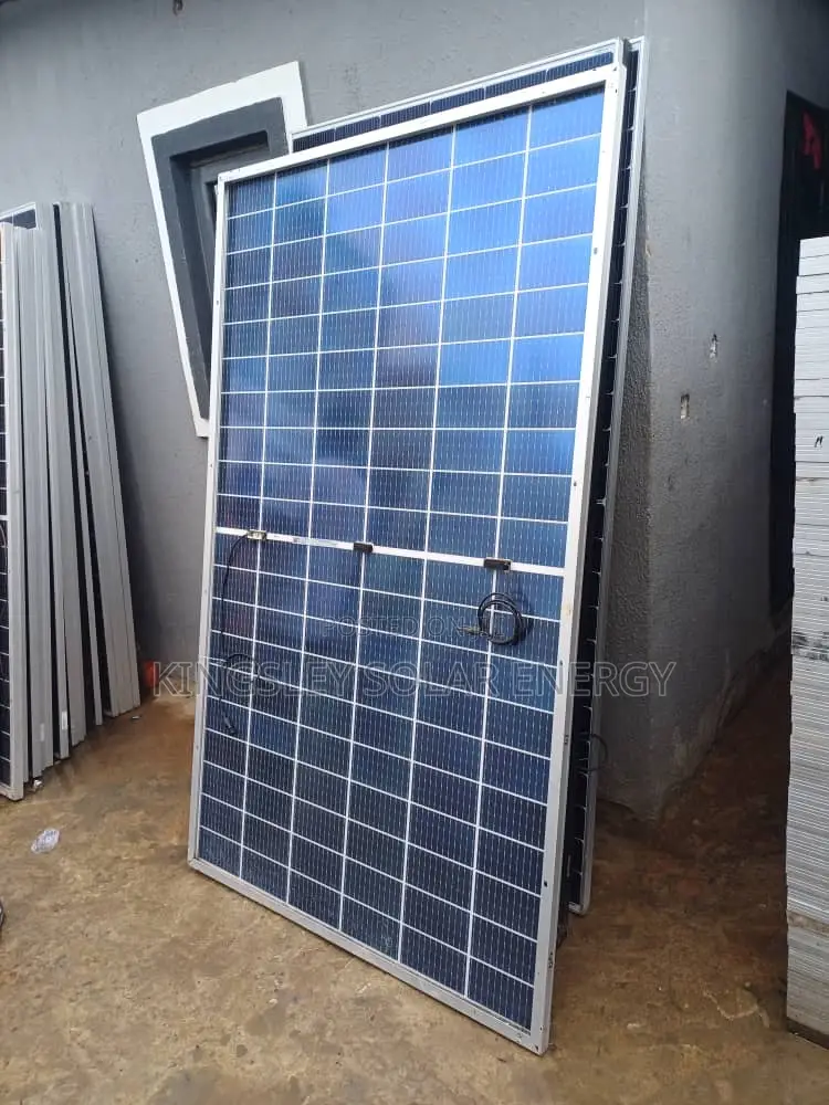 550 Solar Panel Halfcut Mono