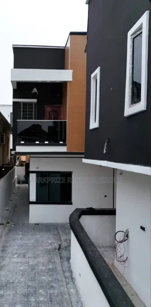 4bdrm Duplex in Chevron Lekki Lagos for sale