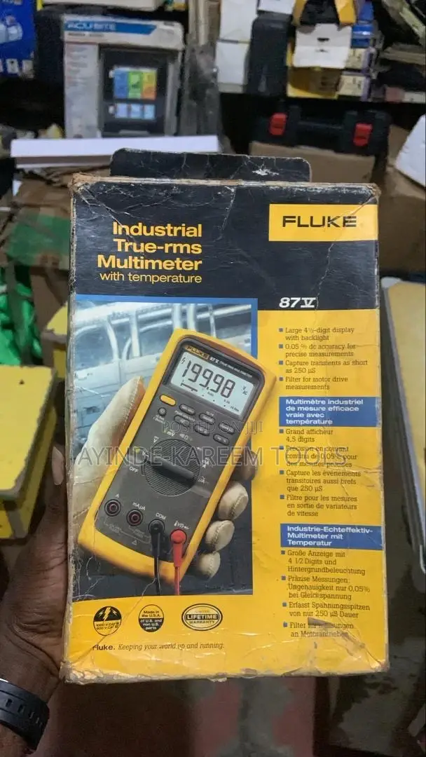 Industrial True-RMS Multimeter With Temperature
