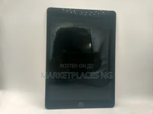 Apple iPad Pro 9.7 (2016) 128 GB Gray