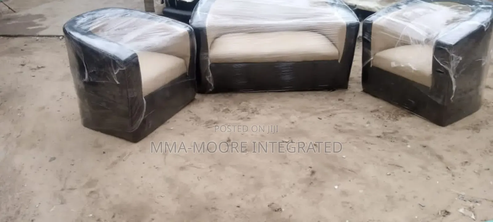 Bucket Sofa