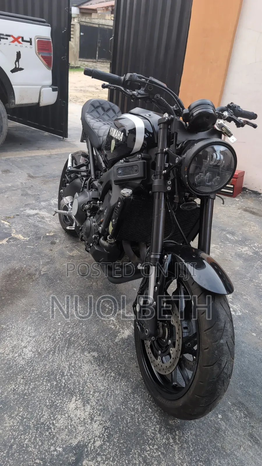 Yamaha 2017 Black
