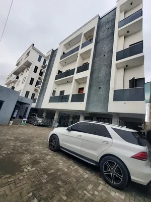 2bdrm Apartment in Ikate Lekki for rent