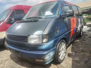 Volkswagen Transporter 2004 Grey