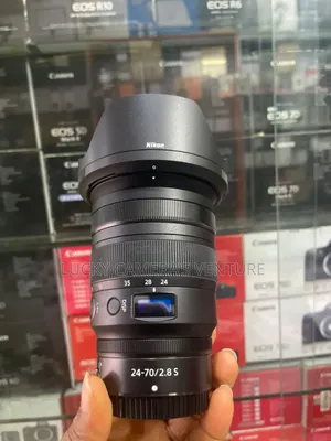 Nikon Z 24 to 70mm Lens