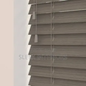 Wooden Venetian Windowblinds