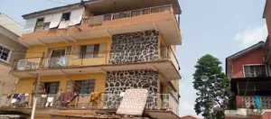 3bdrm Block of Flats in Yaba for sale