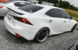 Lexus IS 300 AWD 2016 White