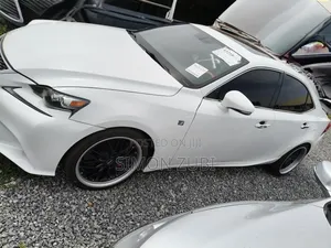 Lexus IS 300 AWD 2016 White