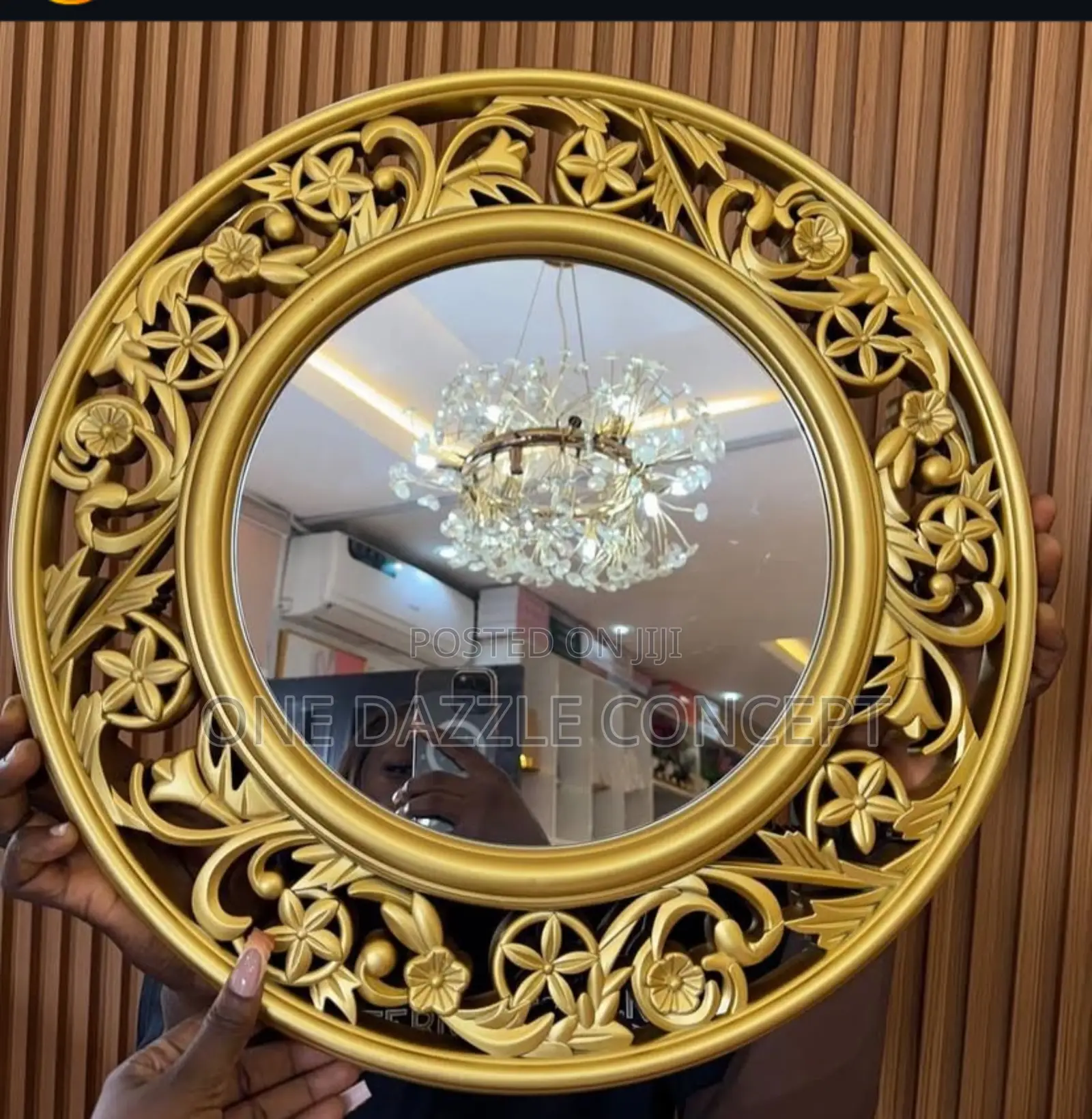 Royal Belle Mirror