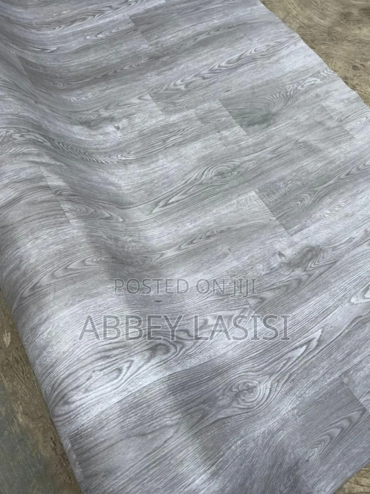 Vinyl Carpet Tiles Installation