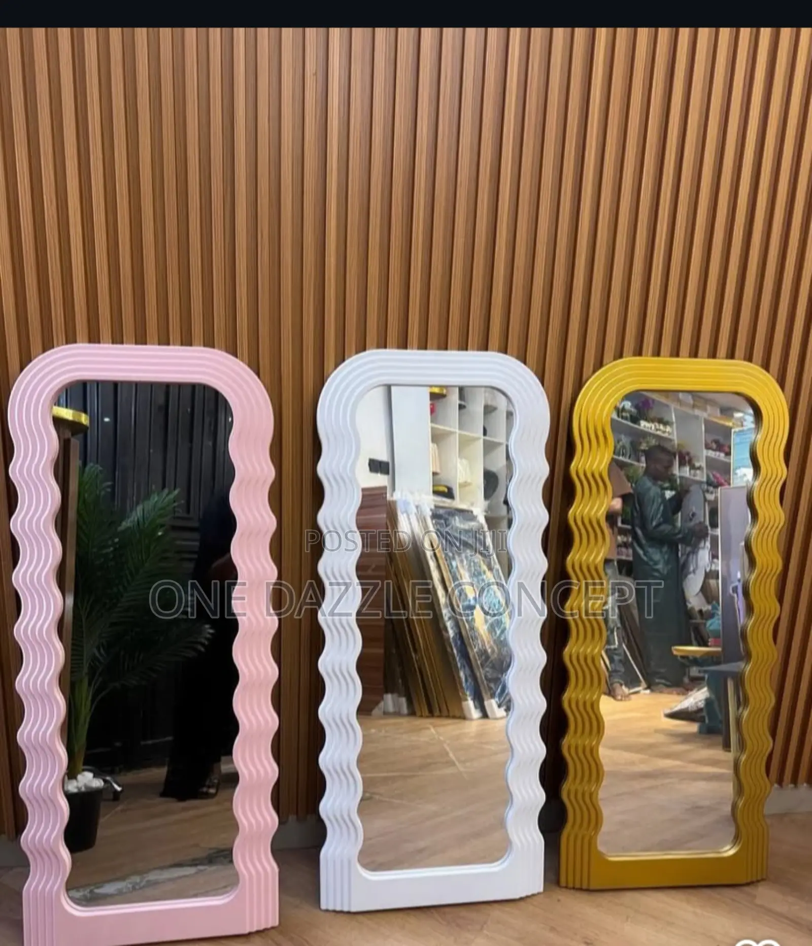 Big Wavy Mirror
