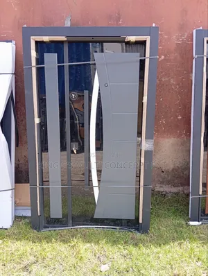 Fresh Arrival 4ft Entrance Luxury Security Door