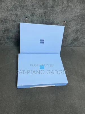 New Microsoft Surface Pro 11th Edition, a Copilot+ PC 16GB SSD 512GB