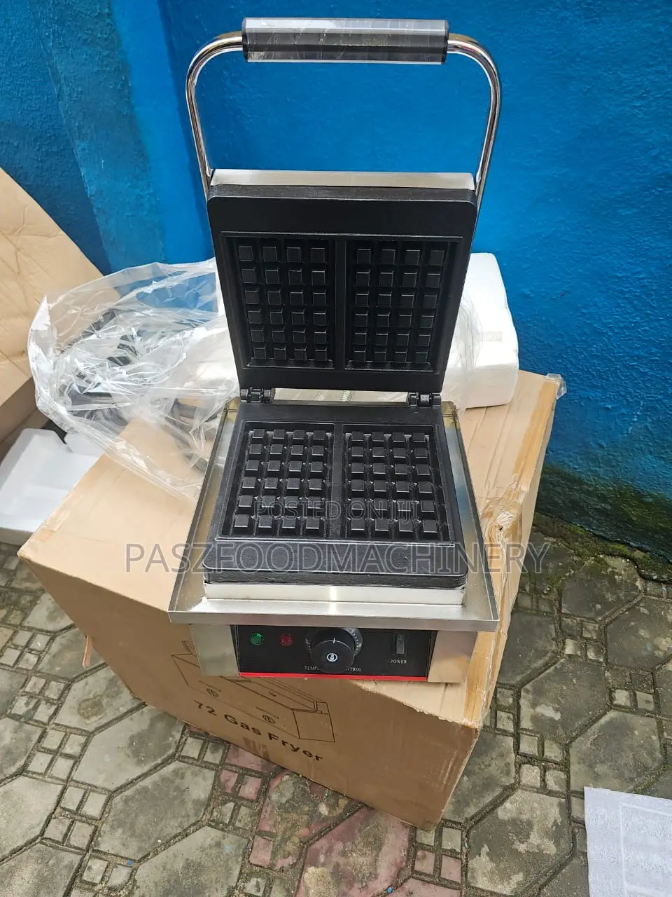 Single Square Waffle Machine