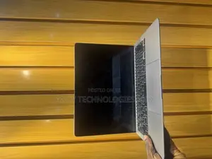 Laptop Apple MacBook Air 2020 8GB Intel Core I3 SSD 256GB