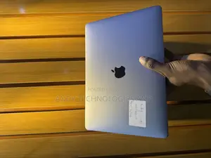 Laptop Apple MacBook Pro 2020 M1 16GB Apple M1 SSD 512GB