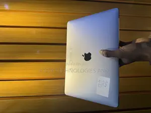 Laptop Apple MacBook Pro 2020 M1 8GB Apple M1 SSD 512GB
