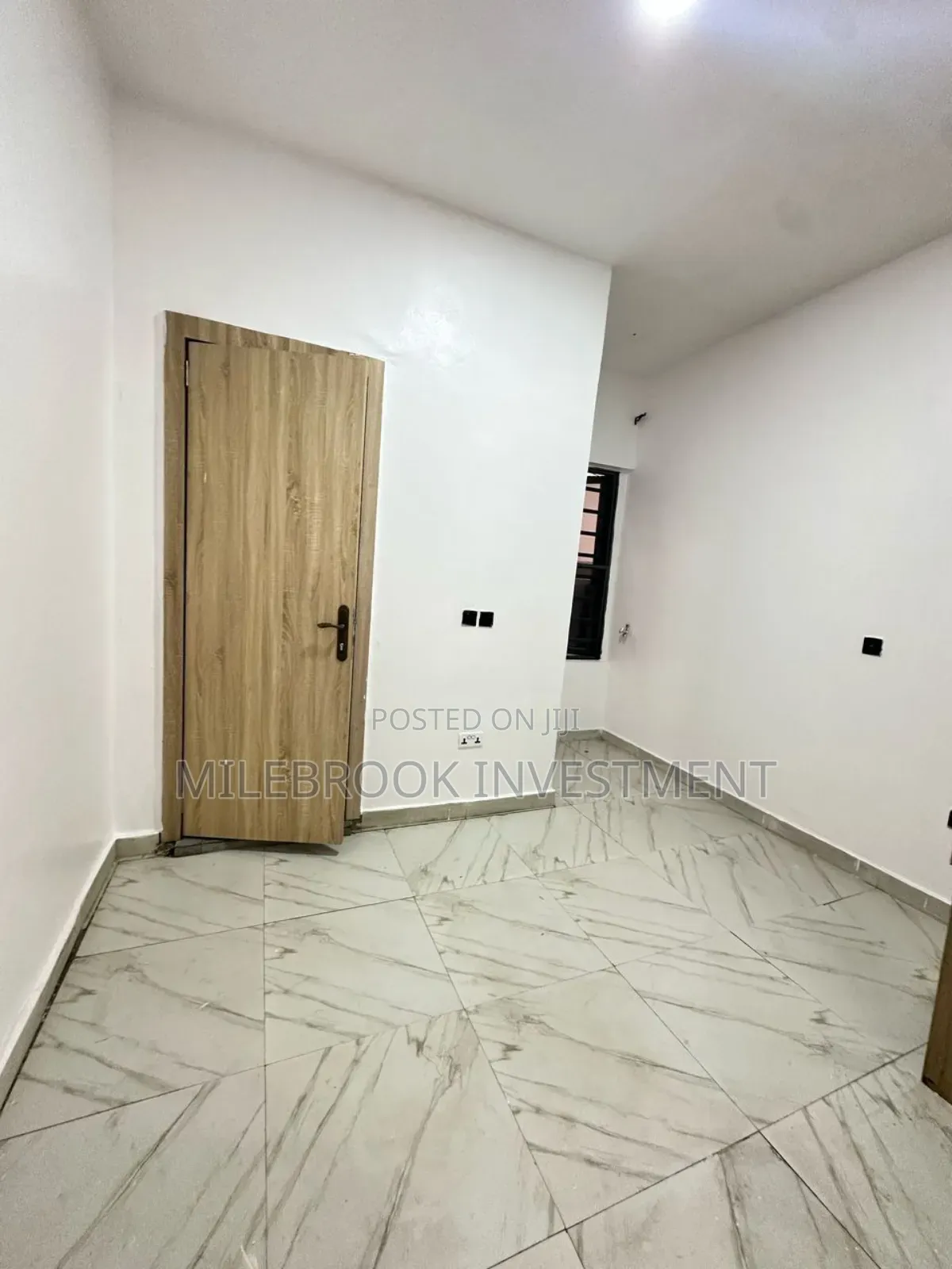 Mini Flat in Lafiaji for rent