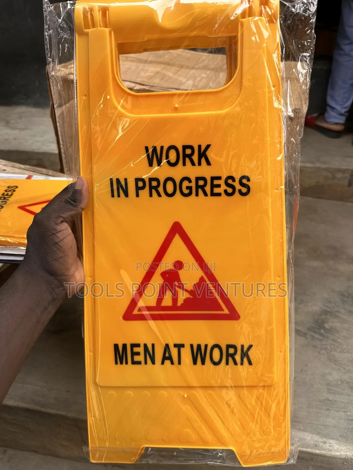 Men At Work Caution Safety Sign