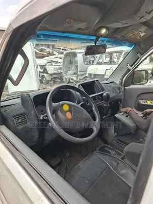 Suzuki Every 2010 White