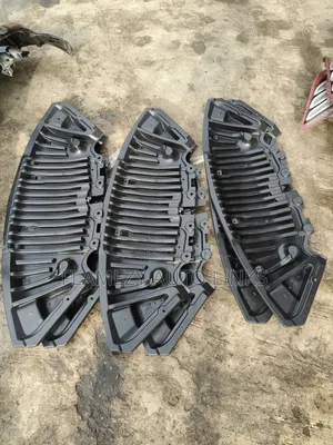 GLK 350 Dust Cover or Radiator Protector