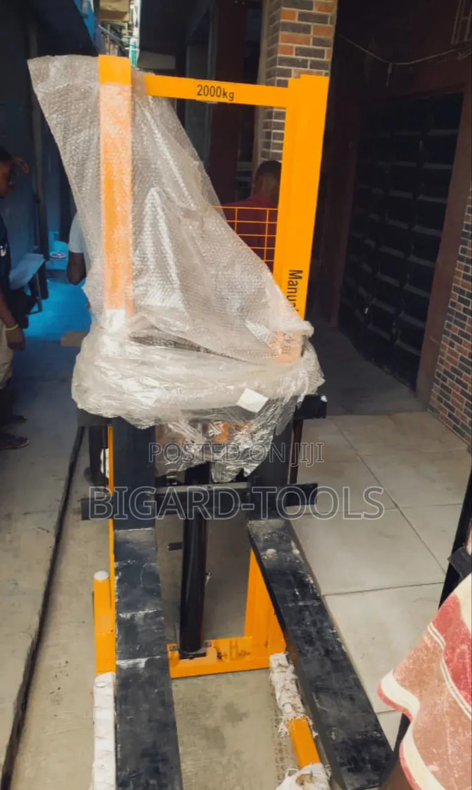 Stacker(2000kg)
