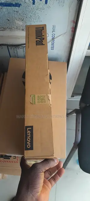 New Laptop Lenovo ThinkPad X1 32GB Intel Core Ultra 7 SSD 512GB