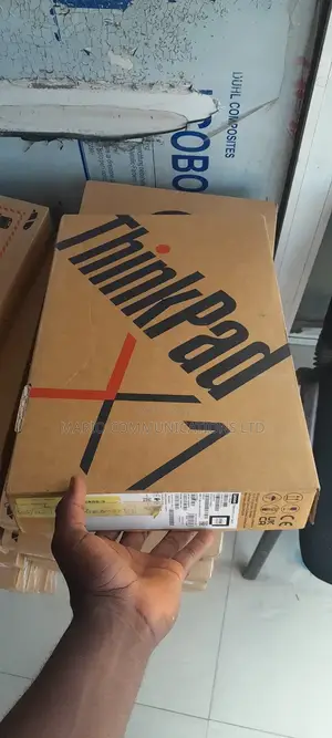New Laptop Lenovo ThinkPad X1 32GB Intel Core Ultra 7 SSD 512GB