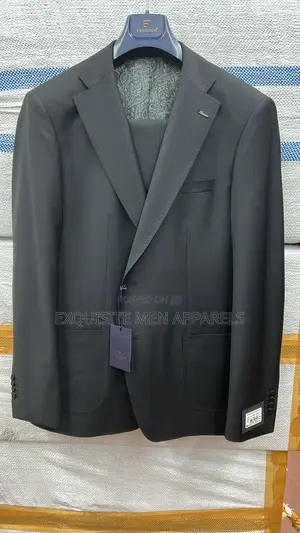 Italian Cashmere Fabric Finesse Men’S Suit