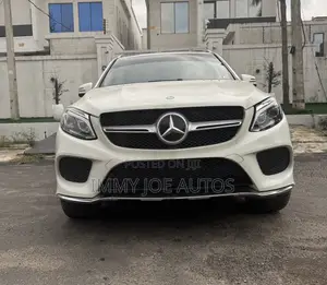 Photo - Mercedes-Benz M Class 2012 White