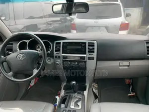 Toyota 4-Runner 2007 Silver