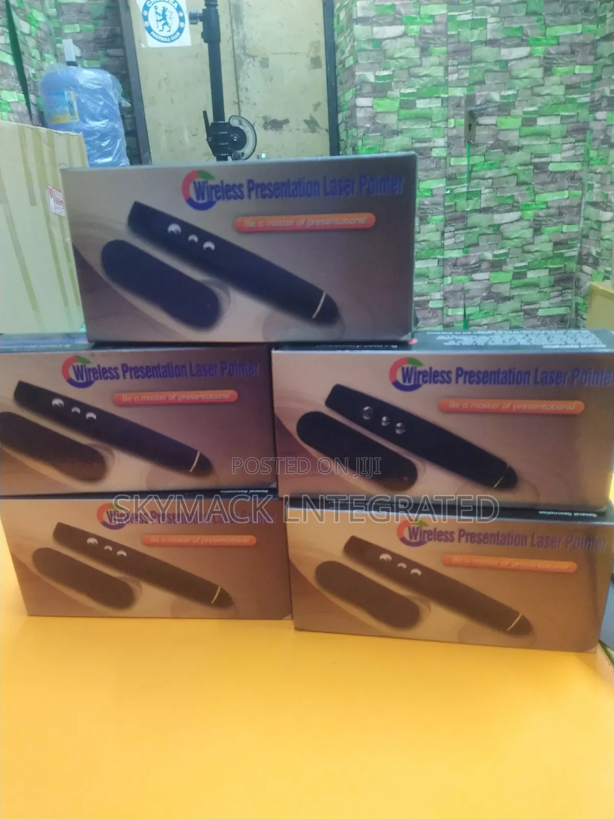Ptojector Wireless Laser Pointer