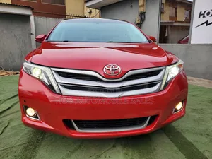 Photo - Toyota Venza Limited 4dr Wagon AWD (3.5L 6cyl 6A) 2014 Red