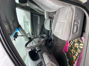 Toyota Camry LE 4dr Sedan (2.4L 4cyl 5M) 2003 Gray