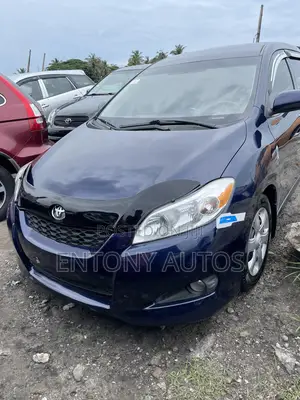 Toyota Matrix S Hatchback AWD (2.4L 4cyl 4A) 2010 Blue
