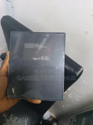New Samsung Galaxy Z Fold4 1 TB Gold