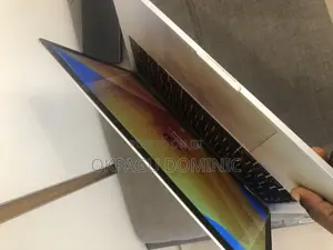 Laptop Apple MacBook Pro 2017 8GB Intel Core I5 SSD 256GB